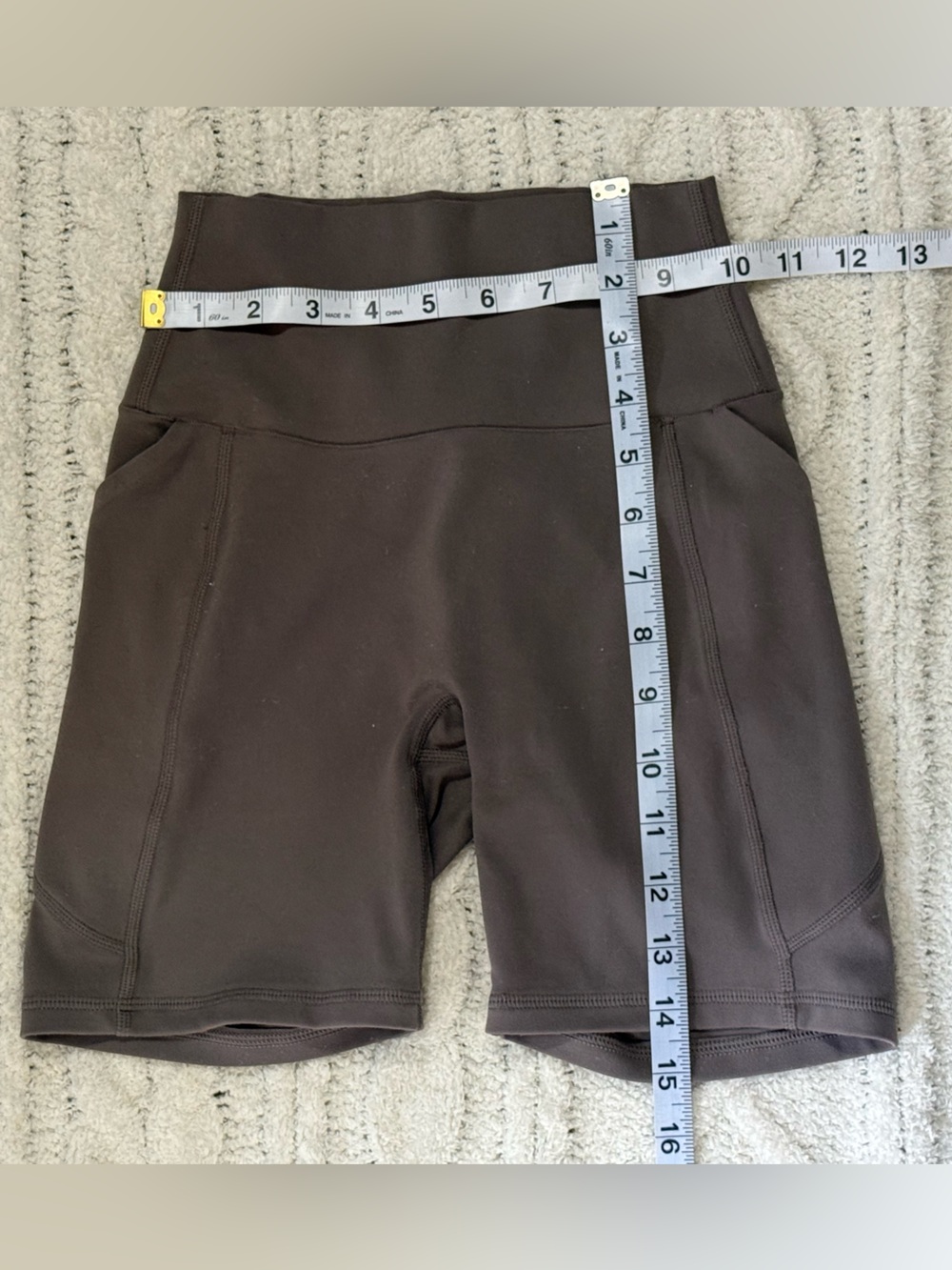 Uniqlo AIRism Soft Biker Shorts Brown Gray Pockets XXS - Picture 5 of 9
